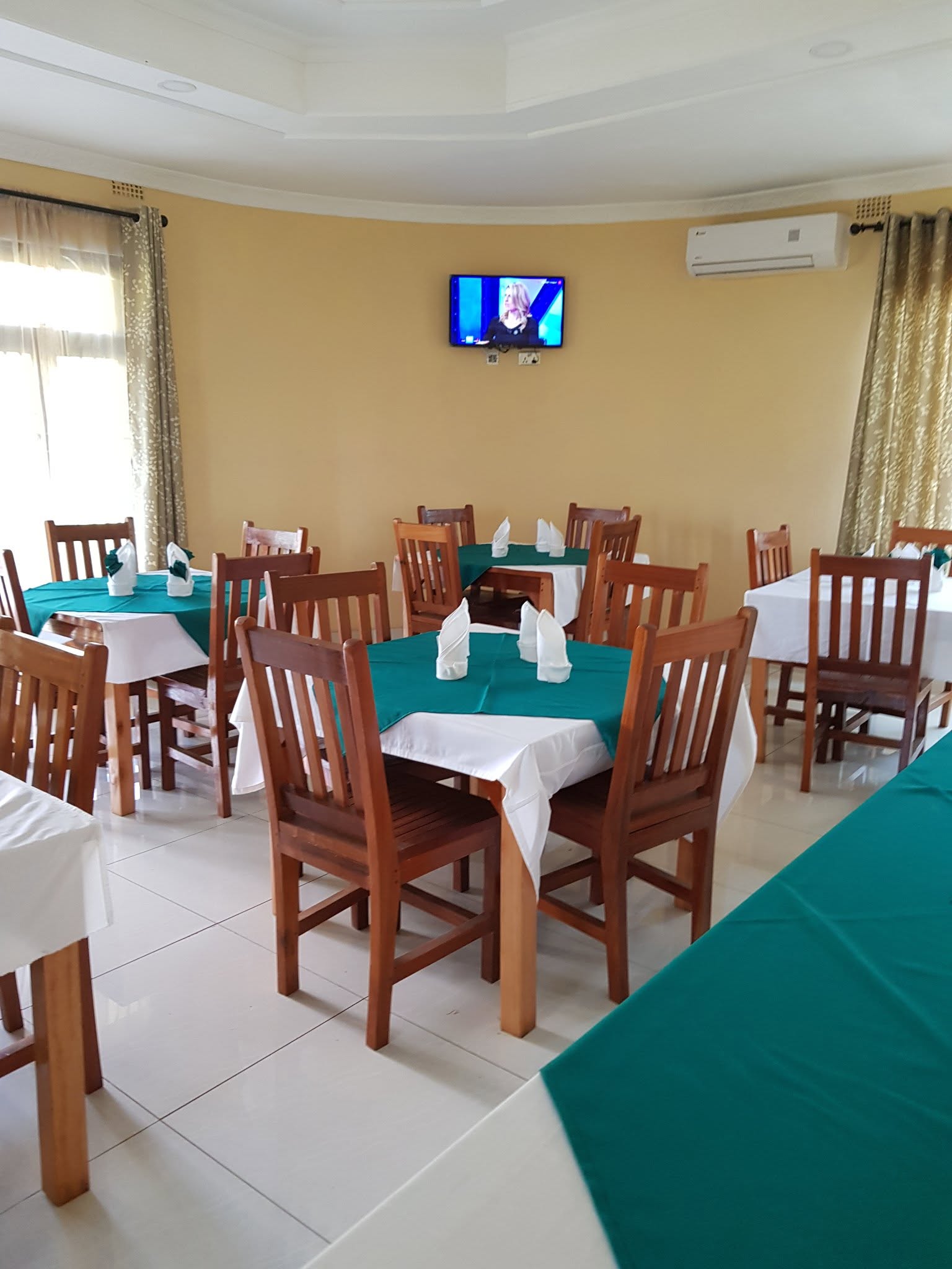 Ngaliya Lodge Dining Room